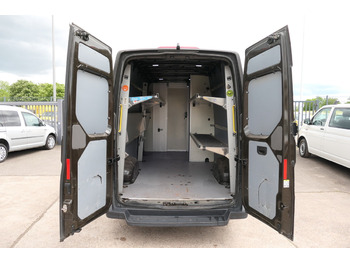 Gesloten bestelwagen — VW Crafter 35 2,0 TDI 2 Sitzer Hochdach COC Klima R